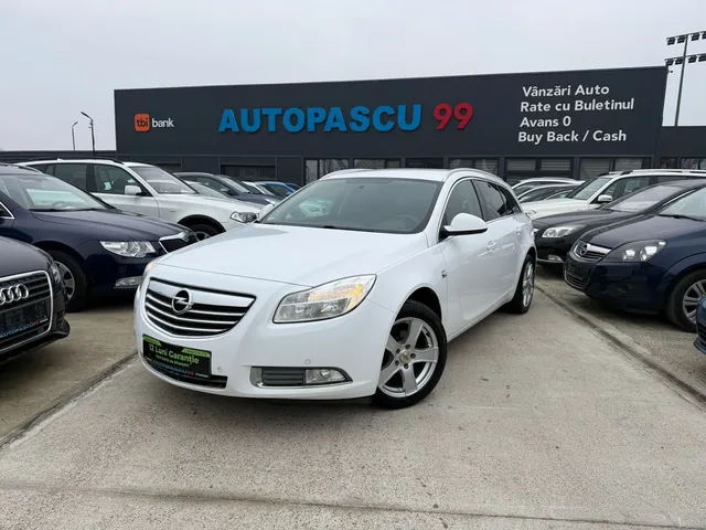 OPEL INSIGNIA