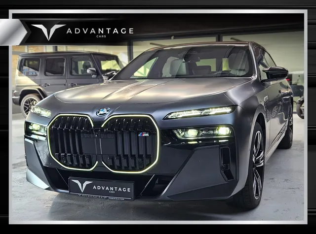 BMW 7 SERIES