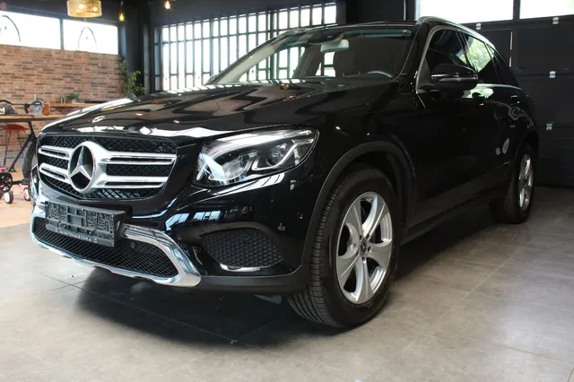 MERCEDES-BENZ GLC