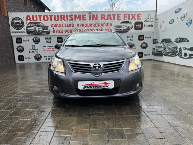 TOYOTA AVENSIS