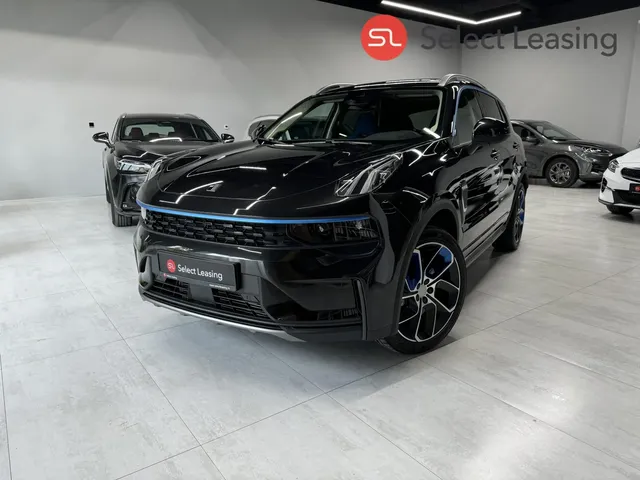 LYNK & CO 01