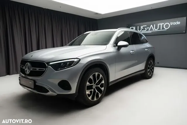 MERCEDES-BENZ GLC