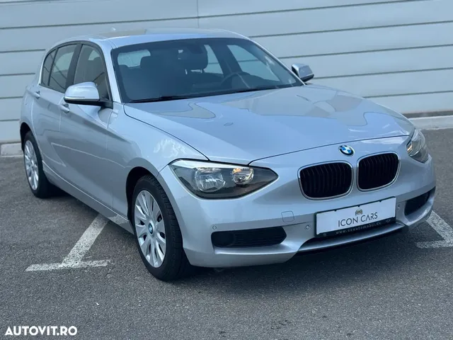 BMW 1 SERIES