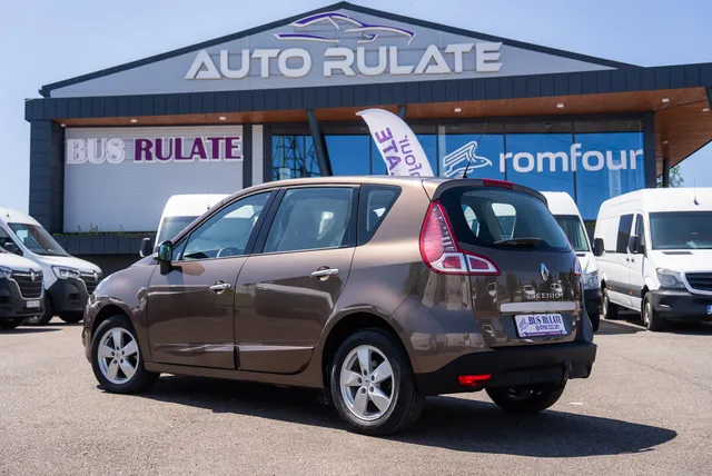 RENAULT SCENIC