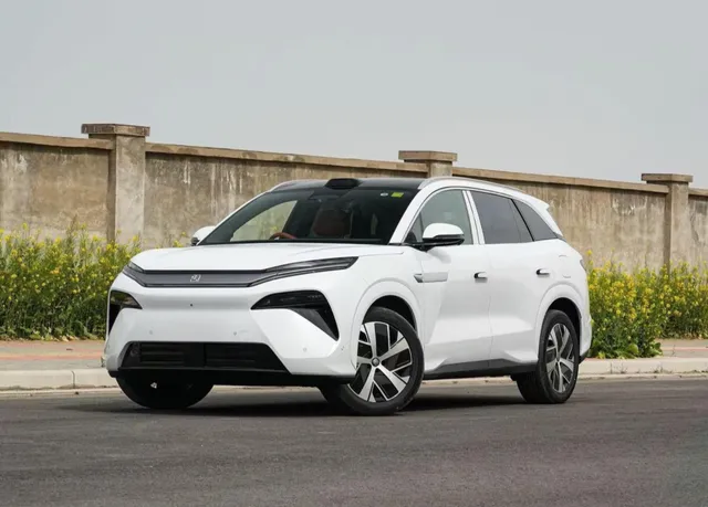 BYD TANG