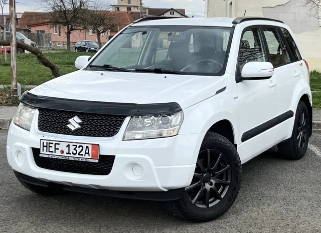 SUZUKI GRAND VITARA