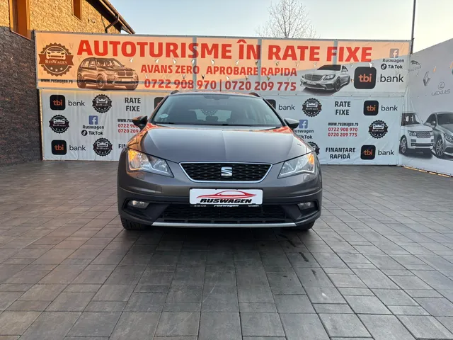 SEAT LEON