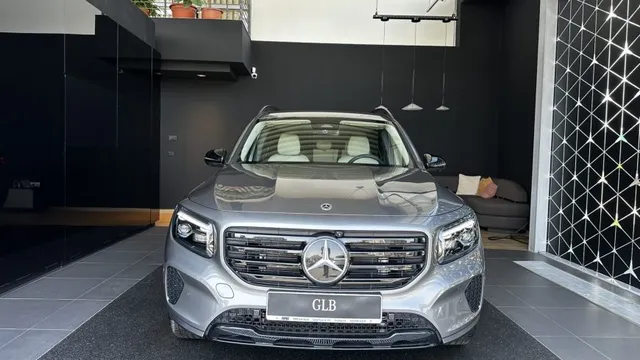 MERCEDES-BENZ GLB