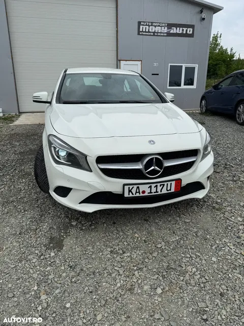 MERCEDES-BENZ CLA