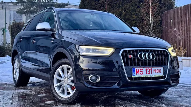 AUDI Q3
