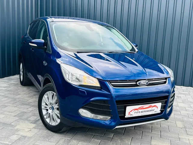 FORD KUGA