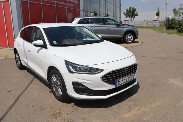 FORD FOCUS