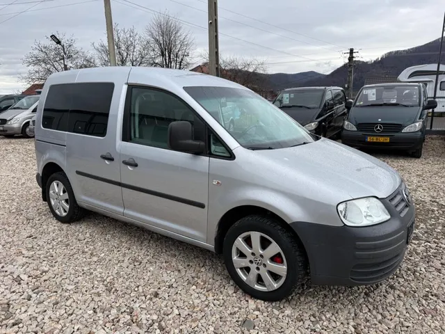 VOLKSWAGEN CADDY