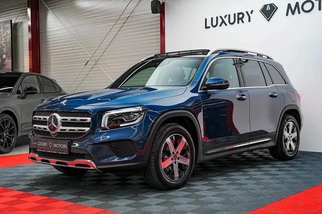 MERCEDES-BENZ GLB