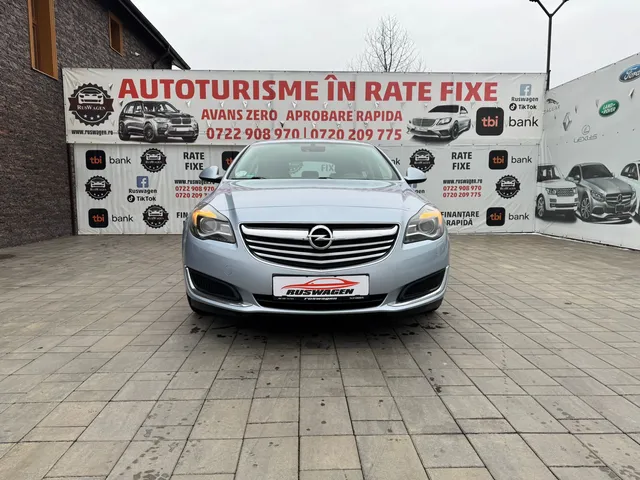 OPEL INSIGNIA