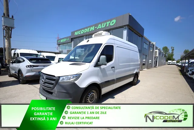 MERCEDES-BENZ SPRINTER