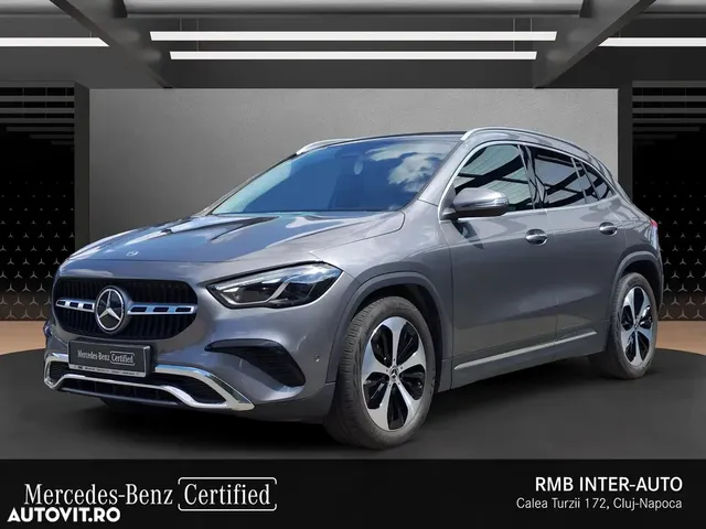 MERCEDES-BENZ GLA