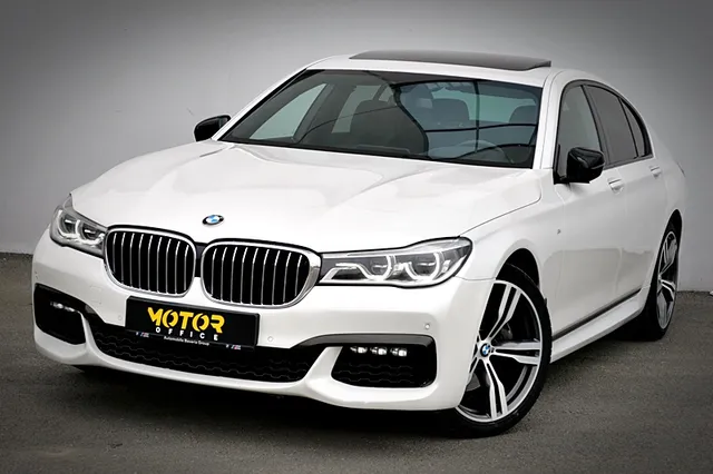 BMW 7 SERIES
