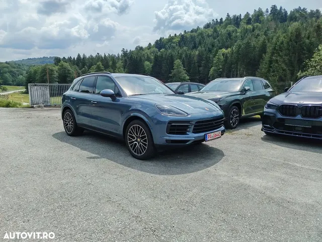 PORSCHE CAYENNE