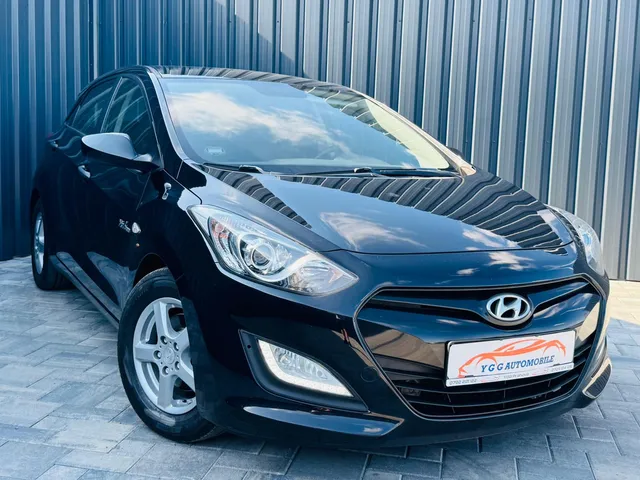 HYUNDAI I30