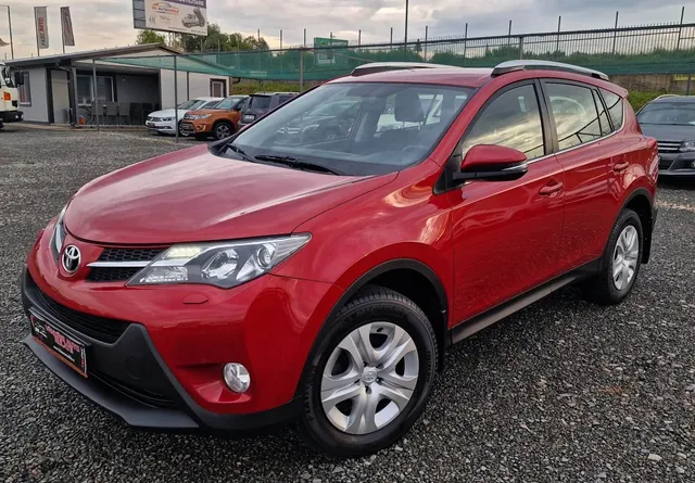 TOYOTA RAV4