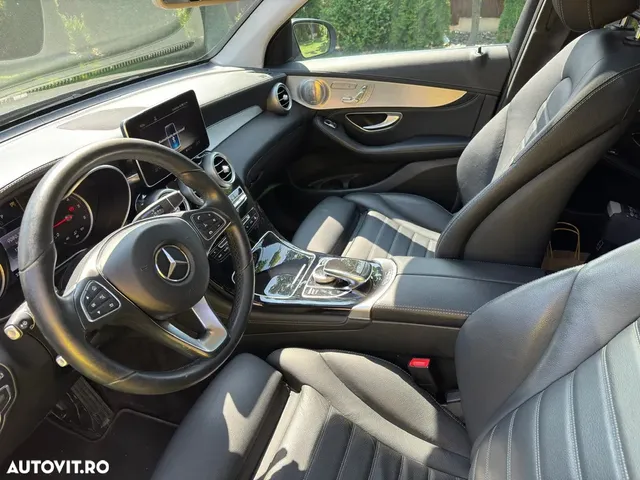 MERCEDES-BENZ GLC