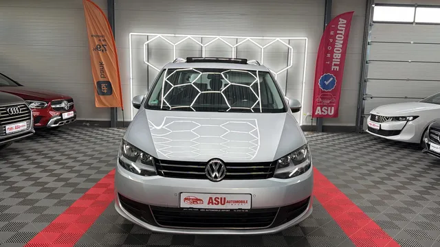 VOLKSWAGEN SHARAN