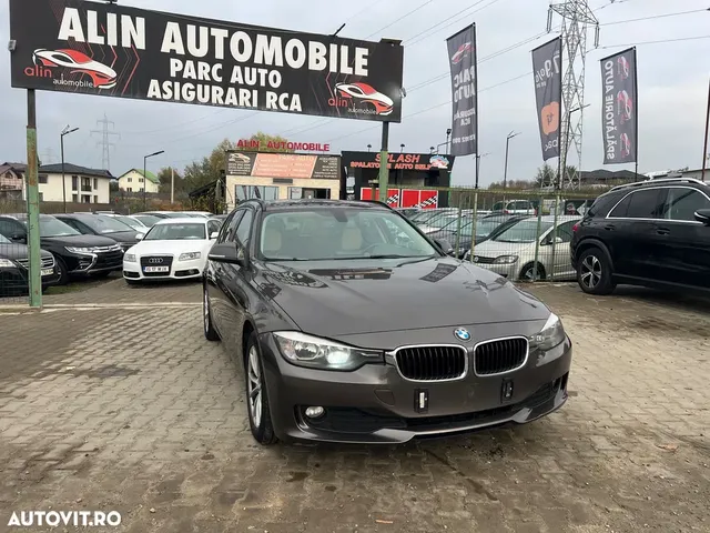 BMW 3 SERIES