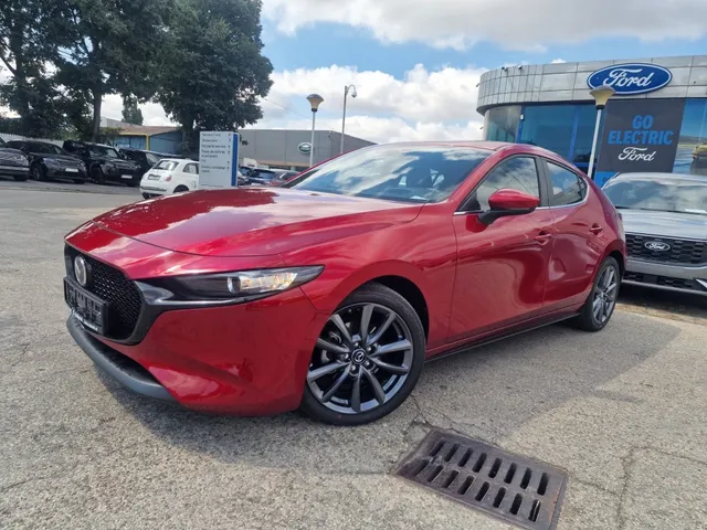 MAZDA 3