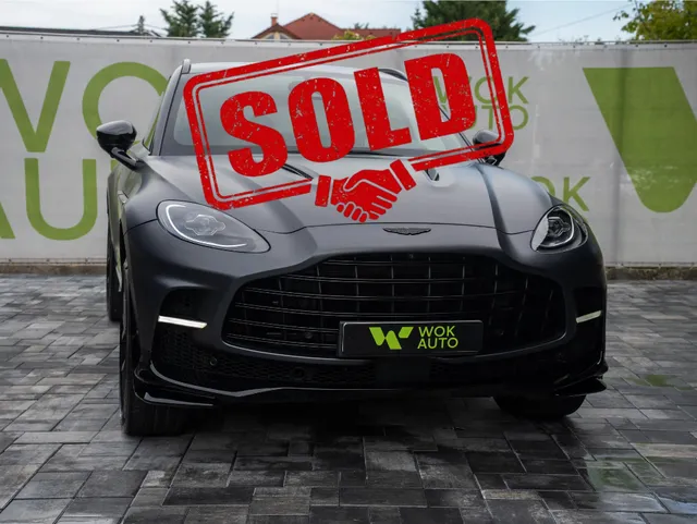 ASTON MARTIN DBX