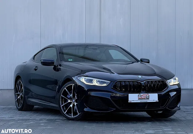 BMW 8 SERIES