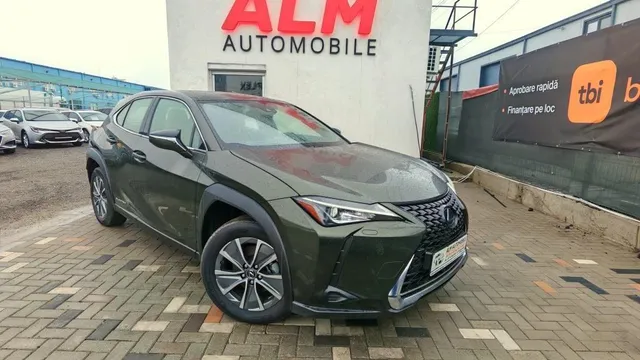 LEXUS UX