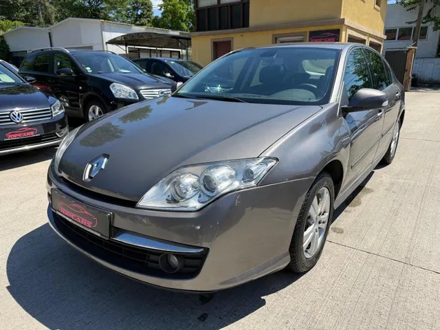 RENAULT LAGUNA
