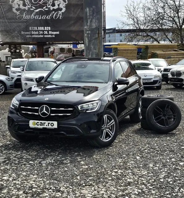 MERCEDES-BENZ GLC