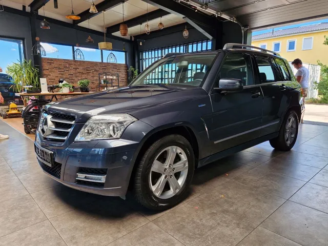 MERCEDES-BENZ GLK