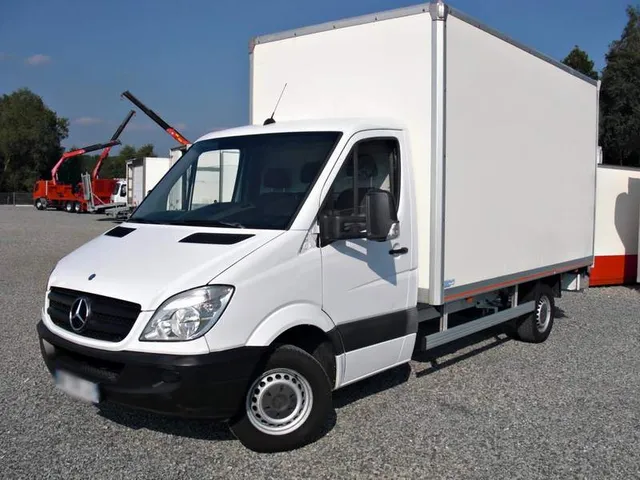 MERCEDES-BENZ SPRINTER