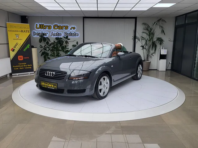 AUDI TT