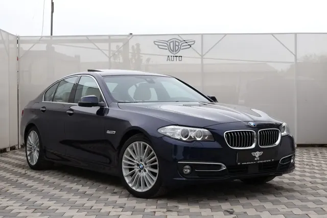 BMW 5 SERIES