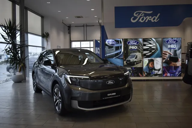 FORD EXPLORER