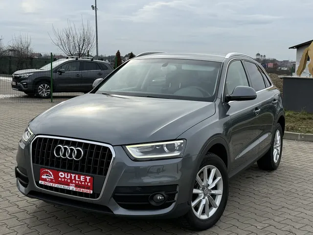 AUDI Q3