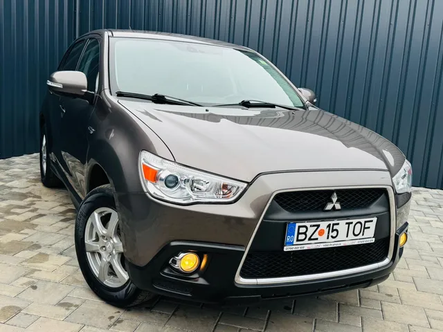 MITSUBISHI ASX