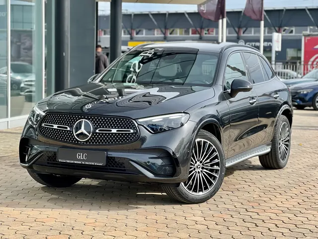 MERCEDES-BENZ GLC