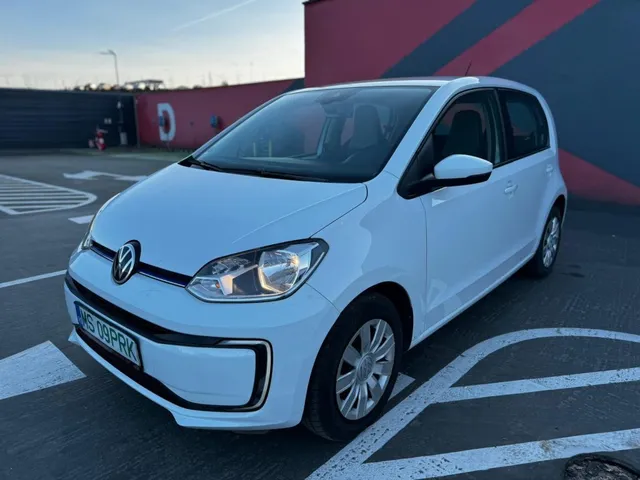 VOLKSWAGEN E UP