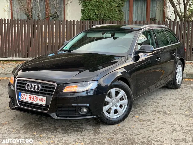 AUDI A4 AVANT