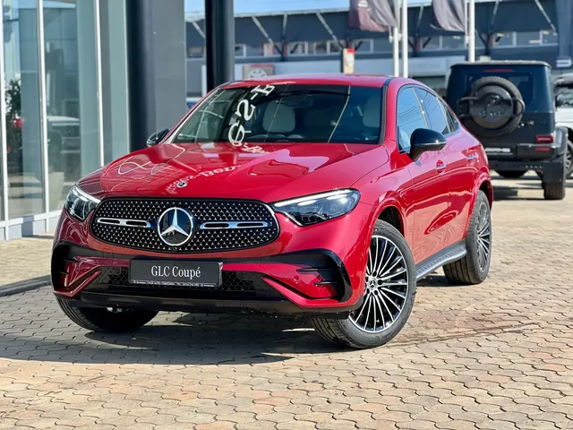 MERCEDES-BENZ GLC