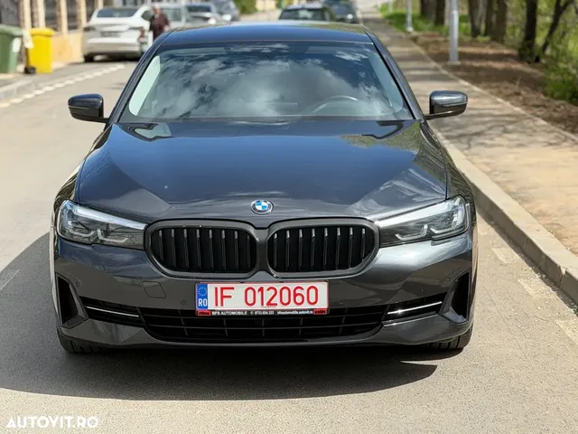BMW 5 SERIES