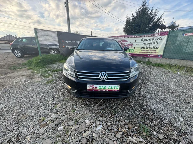 VOLKSWAGEN PASSAT