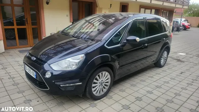 FORD S-MAX
