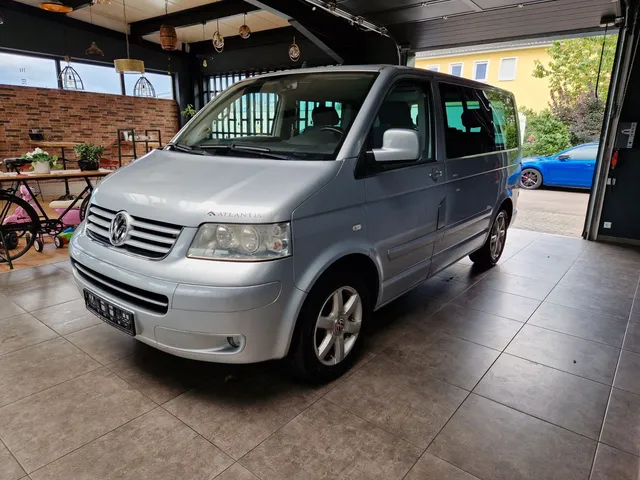 VOLKSWAGEN TRANSPORTER