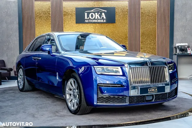 ROLLS-ROYCE GHOST
